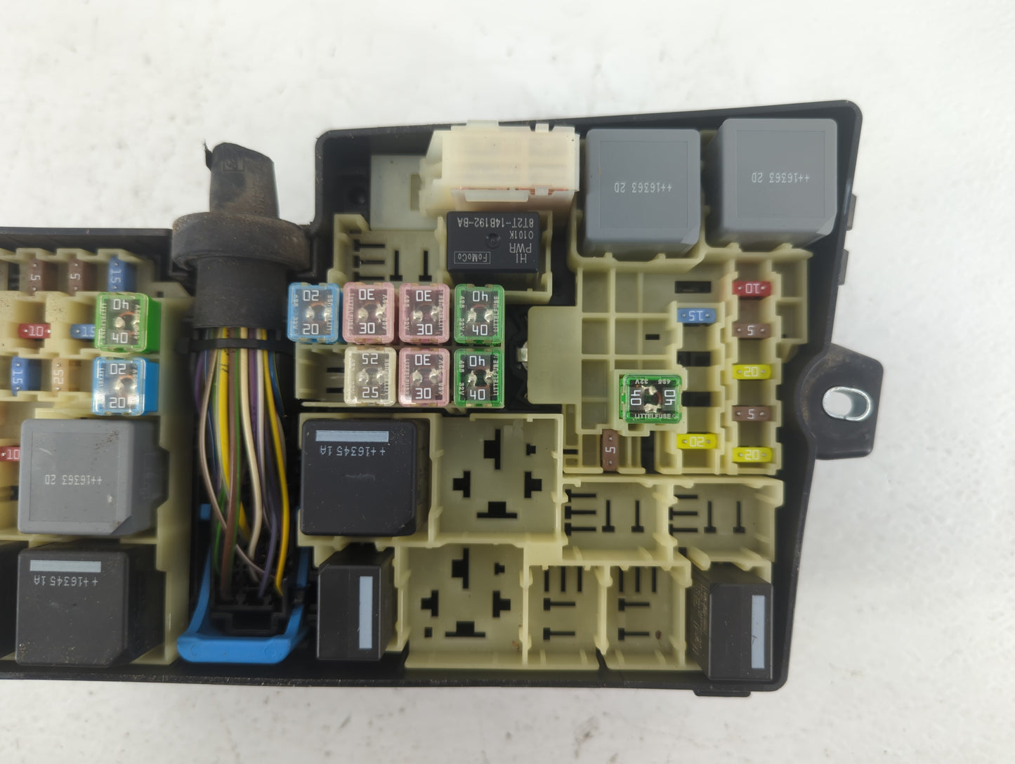 2017 Ford Escape Fusebox Fuse Box Panel Relay Module P/N:AV6T-14A067-AD Fits OEM Used Auto Parts - Oemusedautoparts1.com