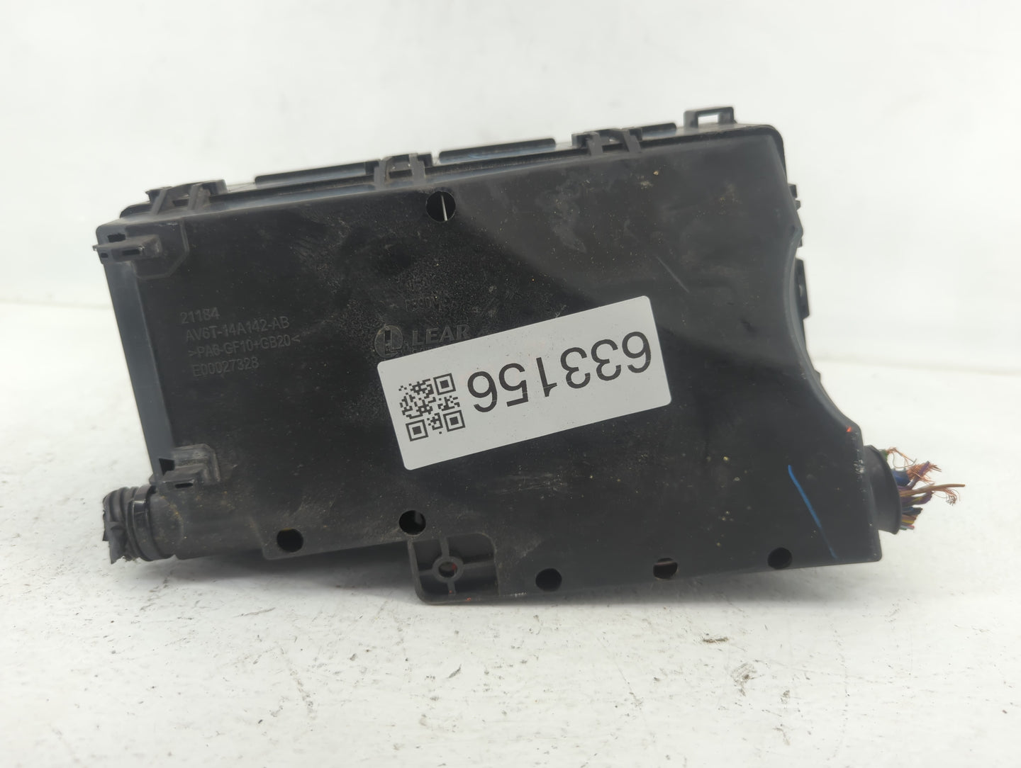 2017 Ford Escape Fusebox Fuse Box Panel Relay Module P/N:AV6T-14A067-AD Fits OEM Used Auto Parts - Oemusedautoparts1.com
