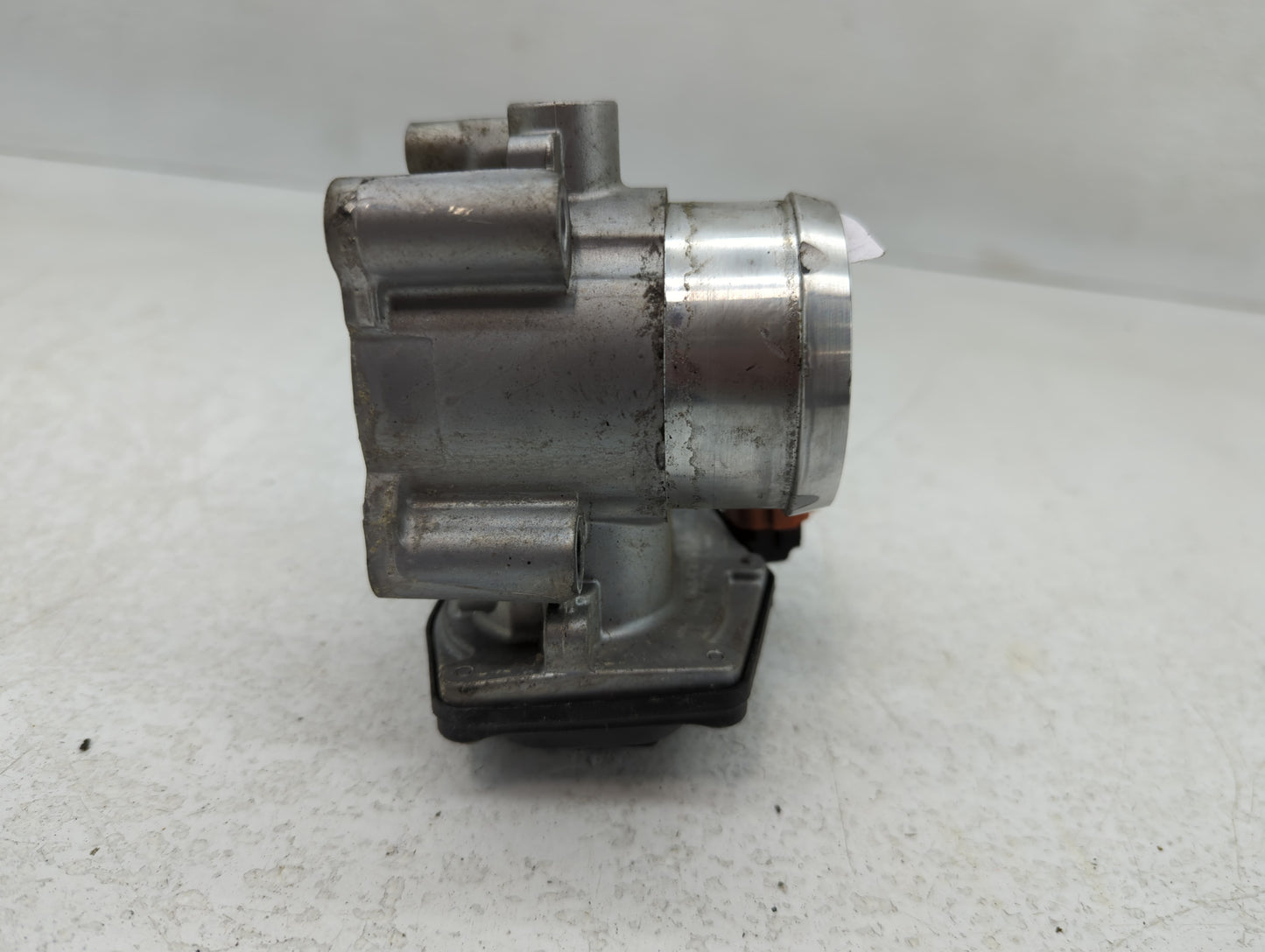 2017-2019 Ford Escape Throttle Body P/N:DS7G-9F991-BB B17 060 4521 Fits Fits 2014 2015 2016 2017 2018 2019 2020 OEM Used Aut