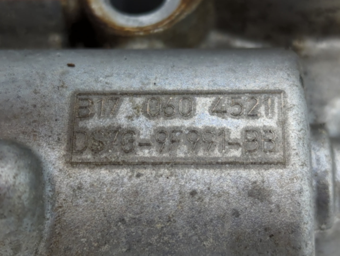 2017-2019 Ford Escape Throttle Body P/N:DS7G-9F991-BB B17 060 4521 Fits Fits 2014 2015 2016 2017 2018 2019 2020 OEM Used Aut