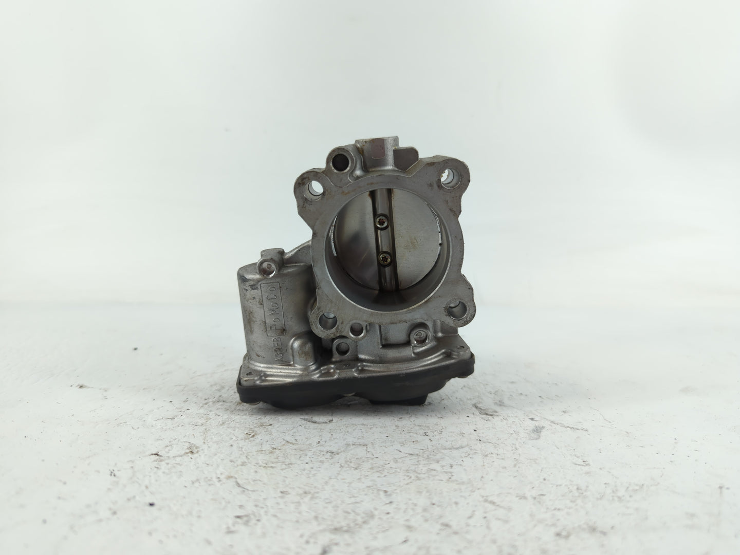 2017-2019 Ford Escape Throttle Body P/N:5.09890.02 PBT-GF30 HR Fits Fits 2014 2015 2016 2017 2018 2019 2020 OEM Used Auto Pa