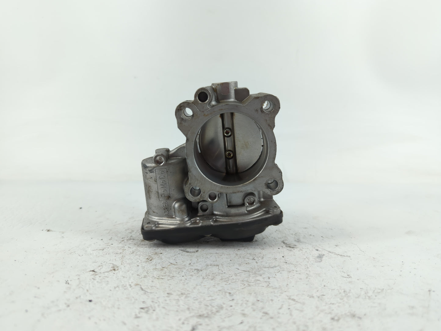2017-2019 Ford Escape Throttle Body P/N:5.09890.02 PBT-GF30 HR Fits Fits 2014 2015 2016 2017 2018 2019 2020 OEM Used Auto Pa