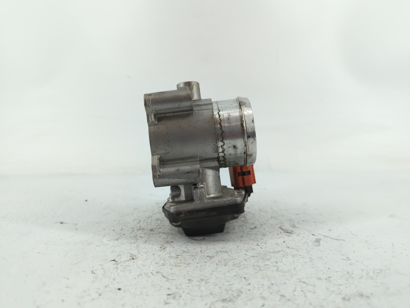 2017-2019 Ford Escape Throttle Body P/N:5.09890.02 PBT-GF30 HR Fits Fits 2014 2015 2016 2017 2018 2019 2020 OEM Used Auto Pa