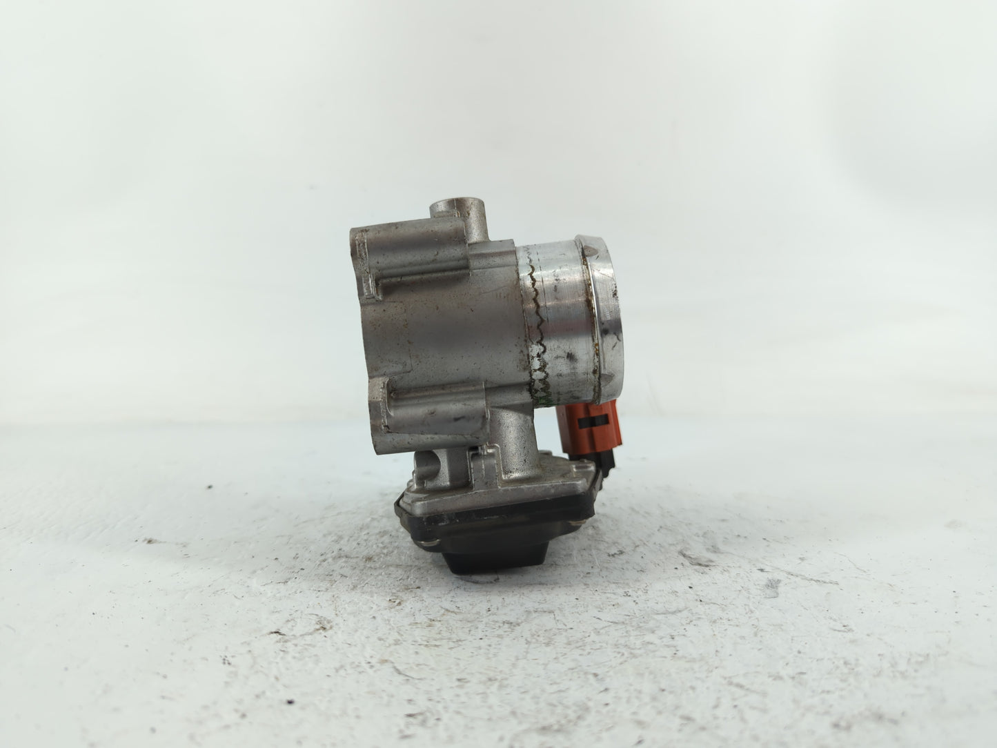 2017-2019 Ford Escape Throttle Body P/N:5.09890.02 PBT-GF30 HR Fits Fits 2014 2015 2016 2017 2018 2019 2020 OEM Used Auto Pa