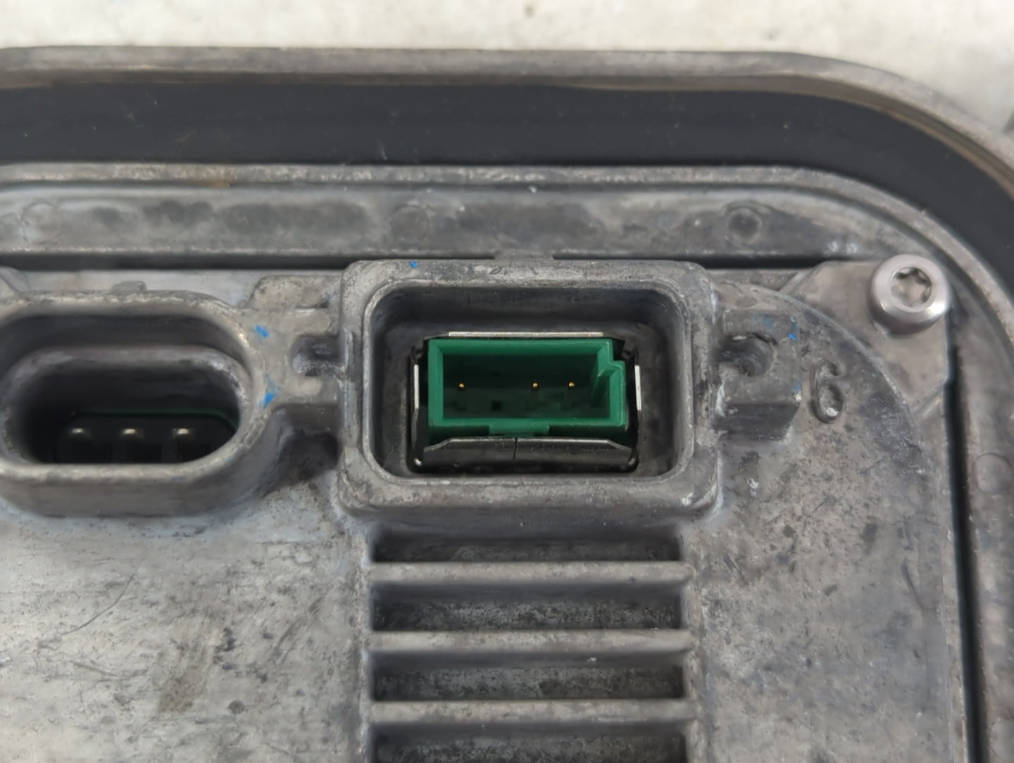 2017-2020 Ford Escape Headlight Ballast Head Light - Oemusedautoparts1.com