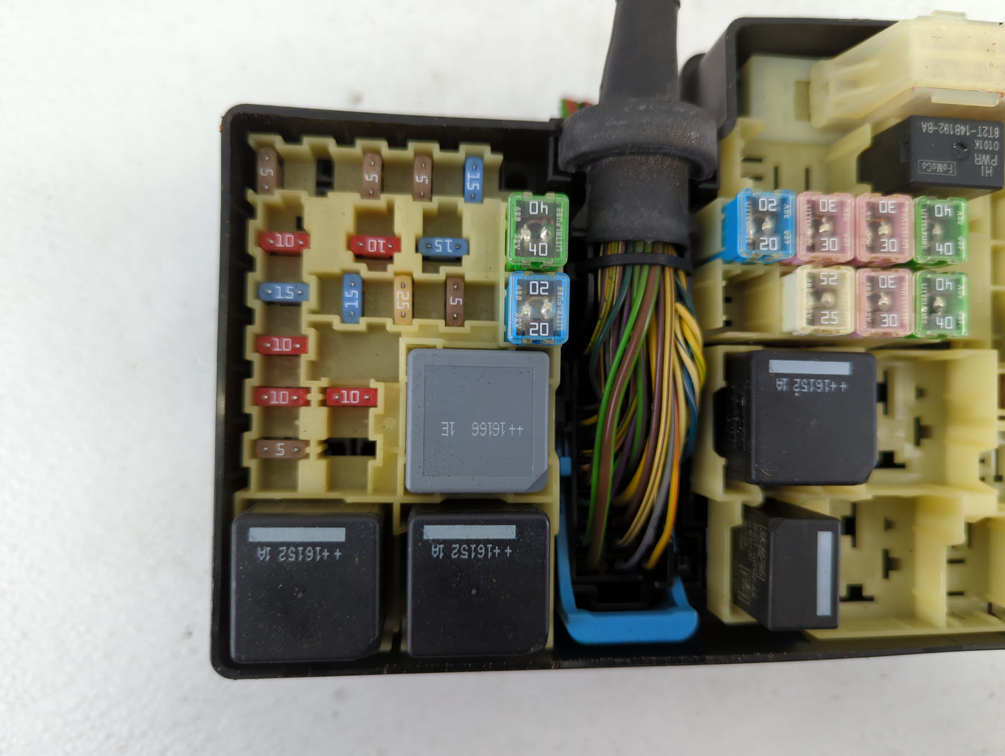 2017 Ford Escape Fusebox Fuse Box Panel Relay Module P/N:AV6T-14A067-AD E02345500 Fits OEM Used Auto Parts - Oemusedautopart