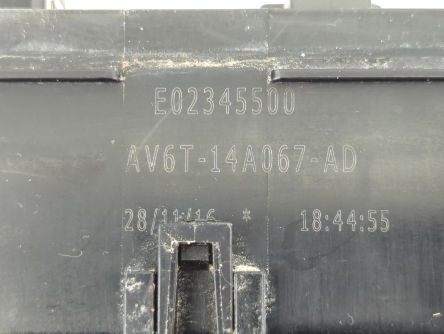 2017 Ford Escape Fusebox Fuse Box Panel Relay Module P/N:AV6T-14A067-AD Fits OEM Used Auto Parts - Oemusedautoparts1.com