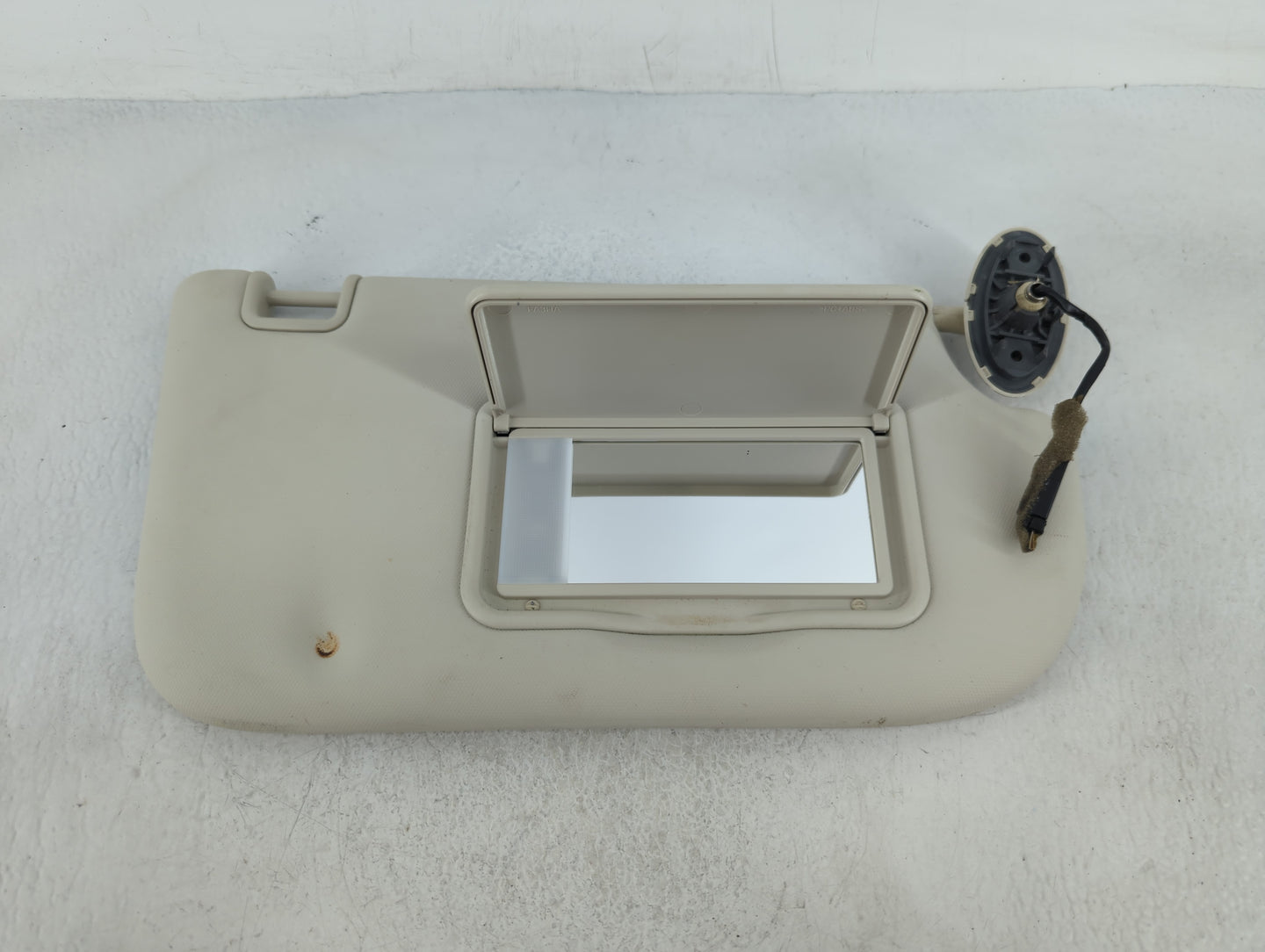2013-2019 Ford Escape Sun Visor Shade Replacement Passenger Right Mirror Fits Fits 2013 2014 2015 2016 2017 2018 2019 OEM Us