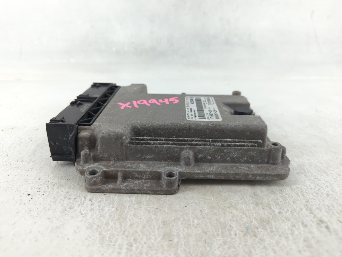 2017 Ford Escape PCM Engine Control Computer ECU ECM PCU OEM P/N:HJ5A-12A650-AAB Fits Fits 2018 2019 2020 OEM Used Auto Part