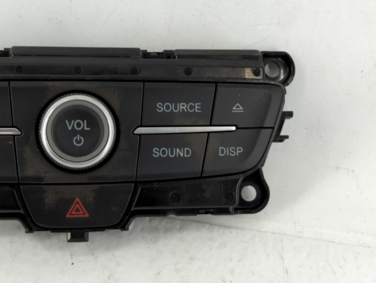 2017 Ford Escape Climate Control Module Temperature AC/Heater Replacement P/N:F1CT18K811HC 17013834-01 Fits Fits 2018 2019 O