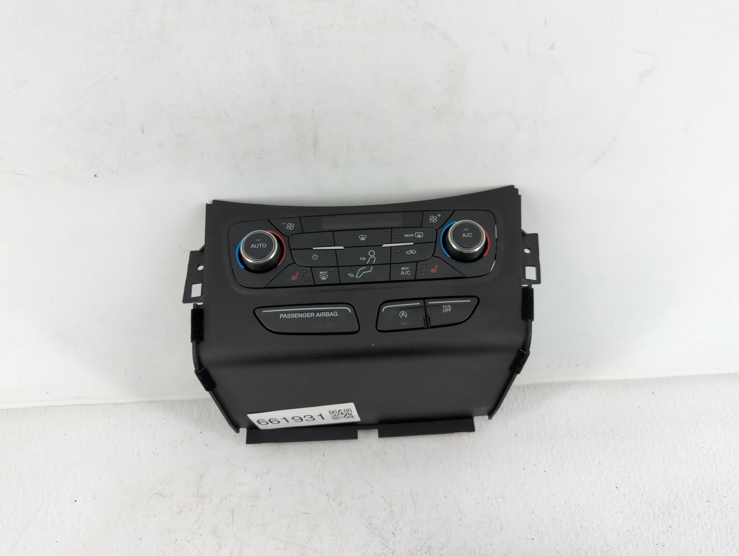 2017 Ford Escape Climate Control Module Temperature AC/Heater Replacement P/N:GJ5T-18C612-FA Fits OEM Used Auto Parts - Oemu