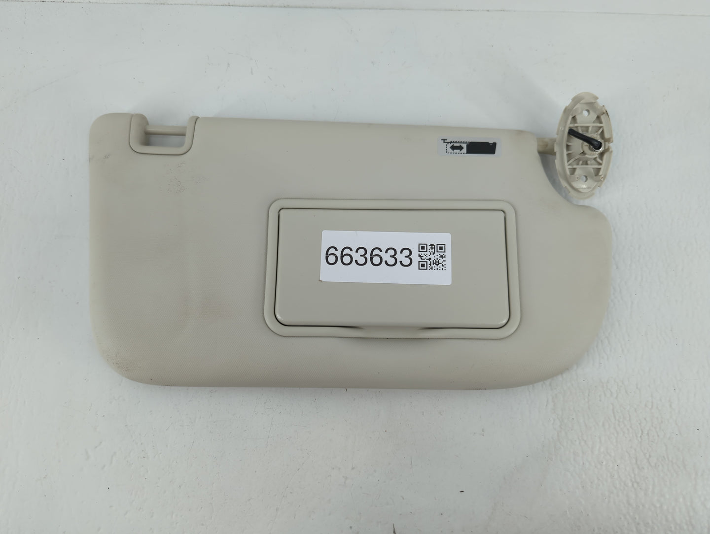 2013-2019 Ford Escape Sun Visor Shade Replacement Passenger Right Mirror Fits Fits 2013 2014 2015 2016 2017 2018 2019 OEM Us