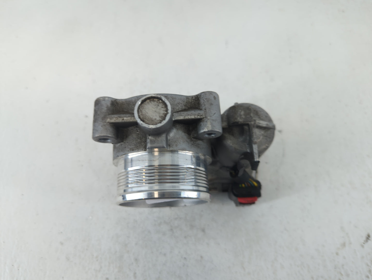 2017-2019 Ford Escape Throttle Body P/N:DS7E-9F991-BB Fits Fits 2014 2015 2016 2017 2018 2019 2020 2021 2022 OEM Used Auto P