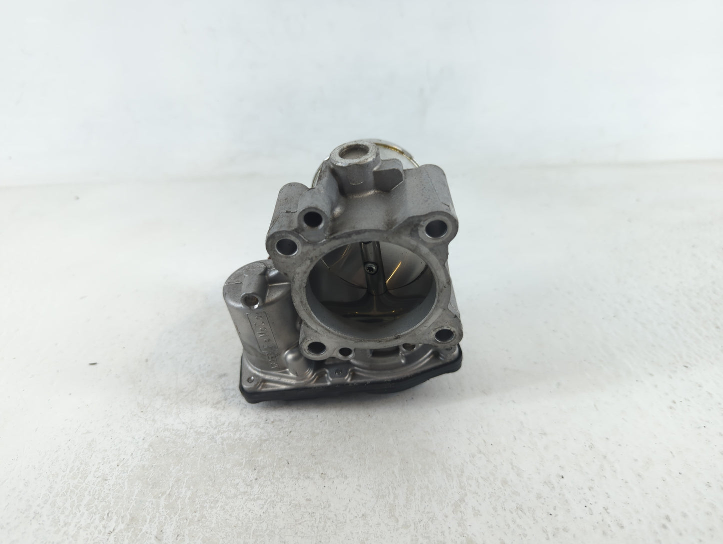 2017-2019 Ford Escape Throttle Body P/N:B17 049 4225 097G-9F991-BB Fits Fits 2014 2015 2016 2017 2018 2019 2020 OEM Used Aut