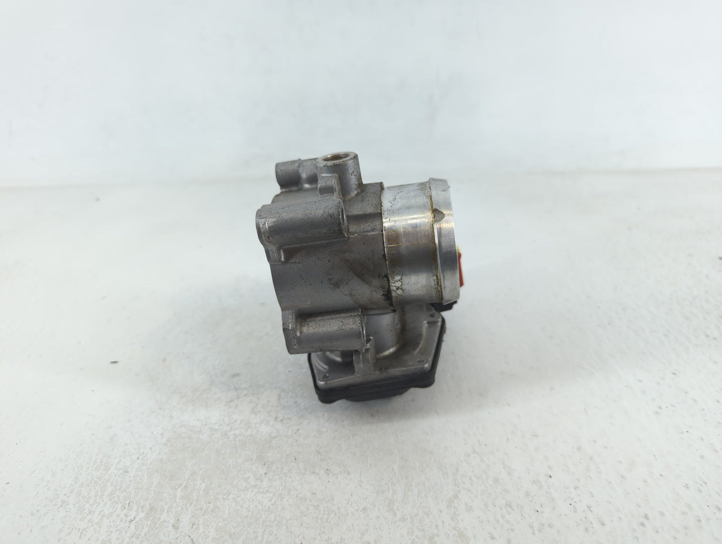 2017-2019 Ford Escape Throttle Body P/N:B17 049 4225 097G-9F991-BB Fits Fits 2014 2015 2016 2017 2018 2019 2020 OEM Used Aut