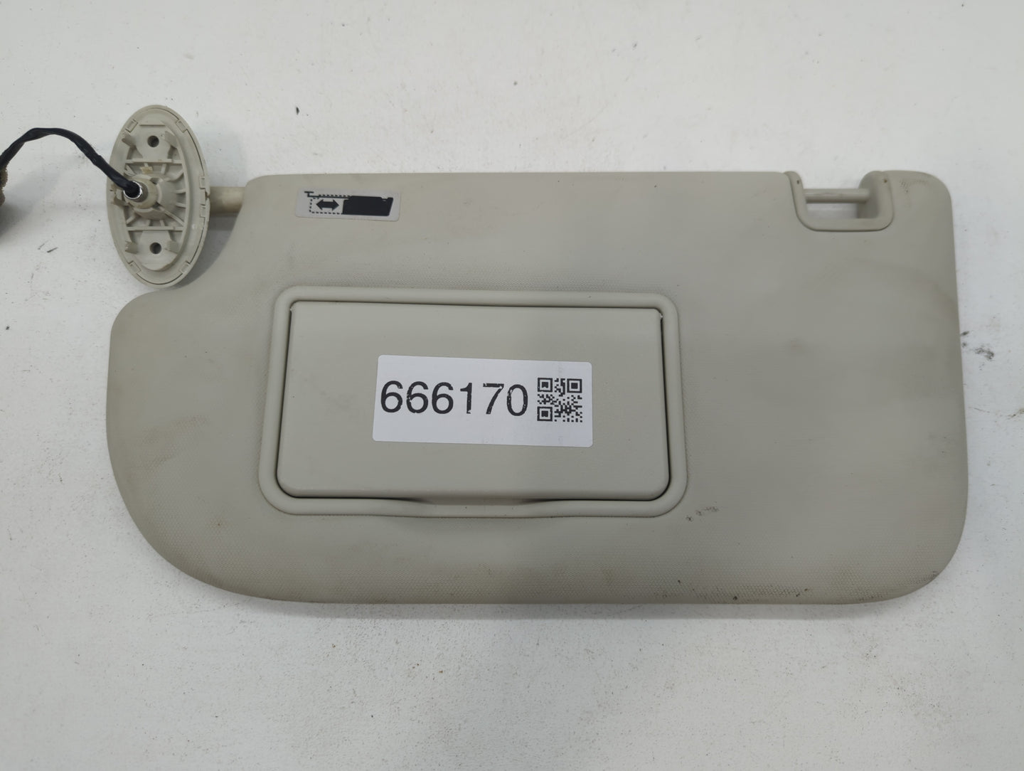 2013-2019 Ford Escape Sun Visor Shade Replacement Driver Left Mirror Fits Fits 2013 2014 2015 2016 2017 2018 2019 OEM Used A