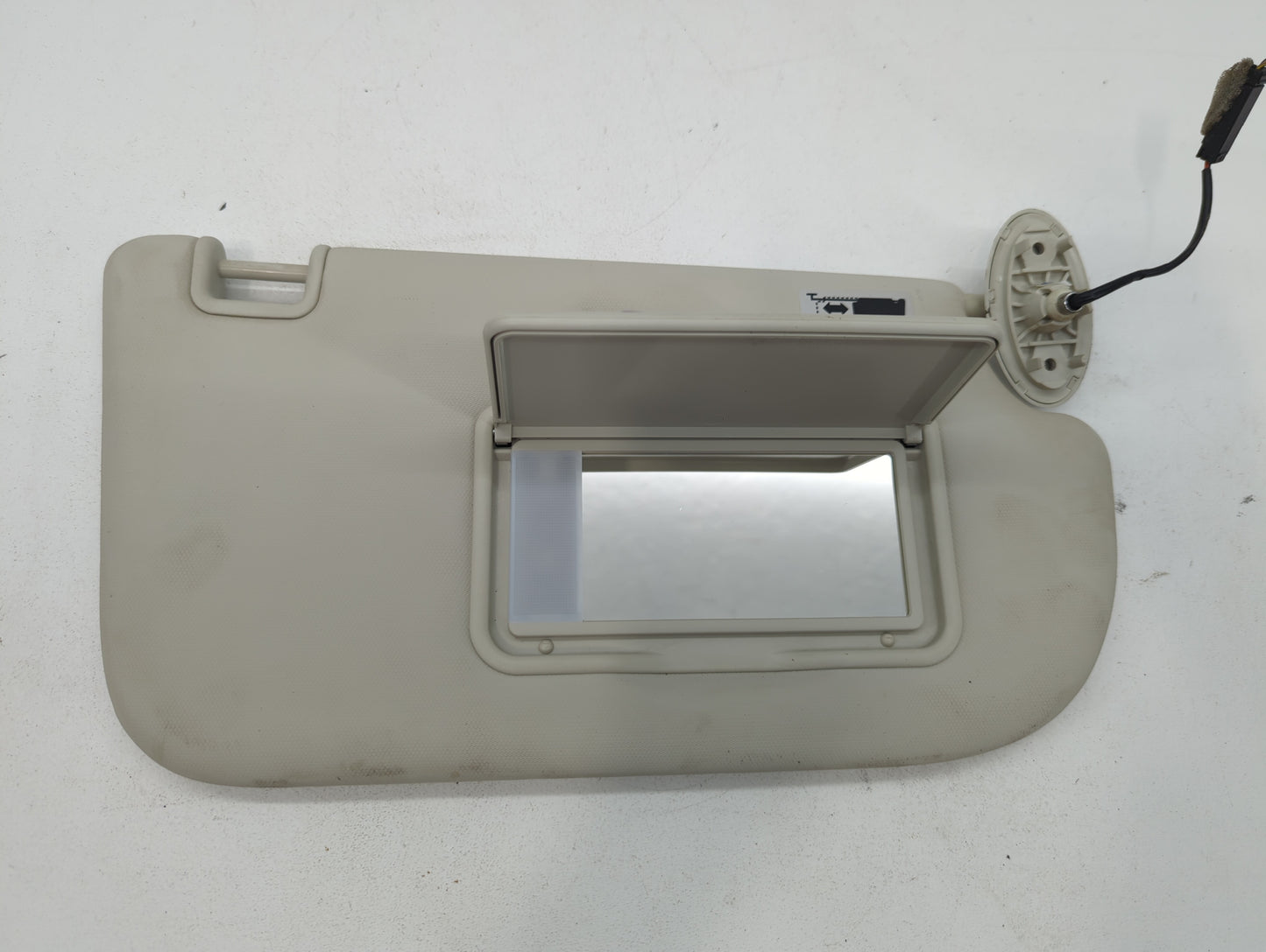 2013-2019 Ford Escape Sun Visor Shade Replacement Passenger Right Mirror Fits Fits 2013 2014 2015 2016 2017 2018 2019 OEM Us