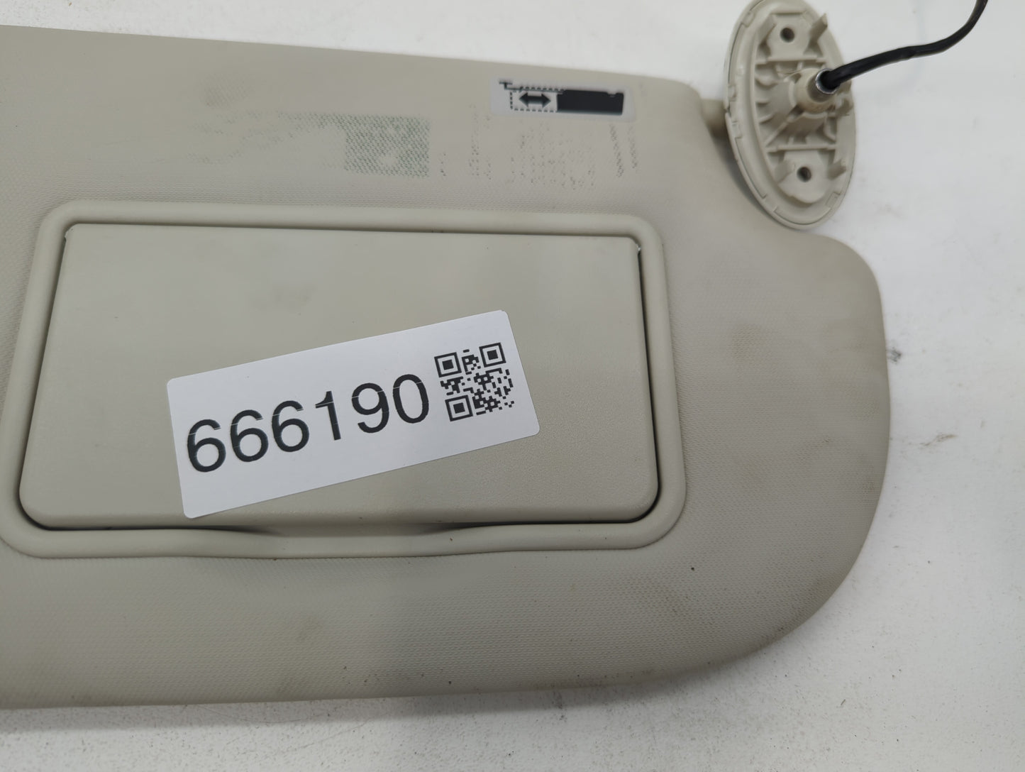 2013-2019 Ford Escape Sun Visor Shade Replacement Passenger Right Mirror Fits Fits 2013 2014 2015 2016 2017 2018 2019 OEM Us