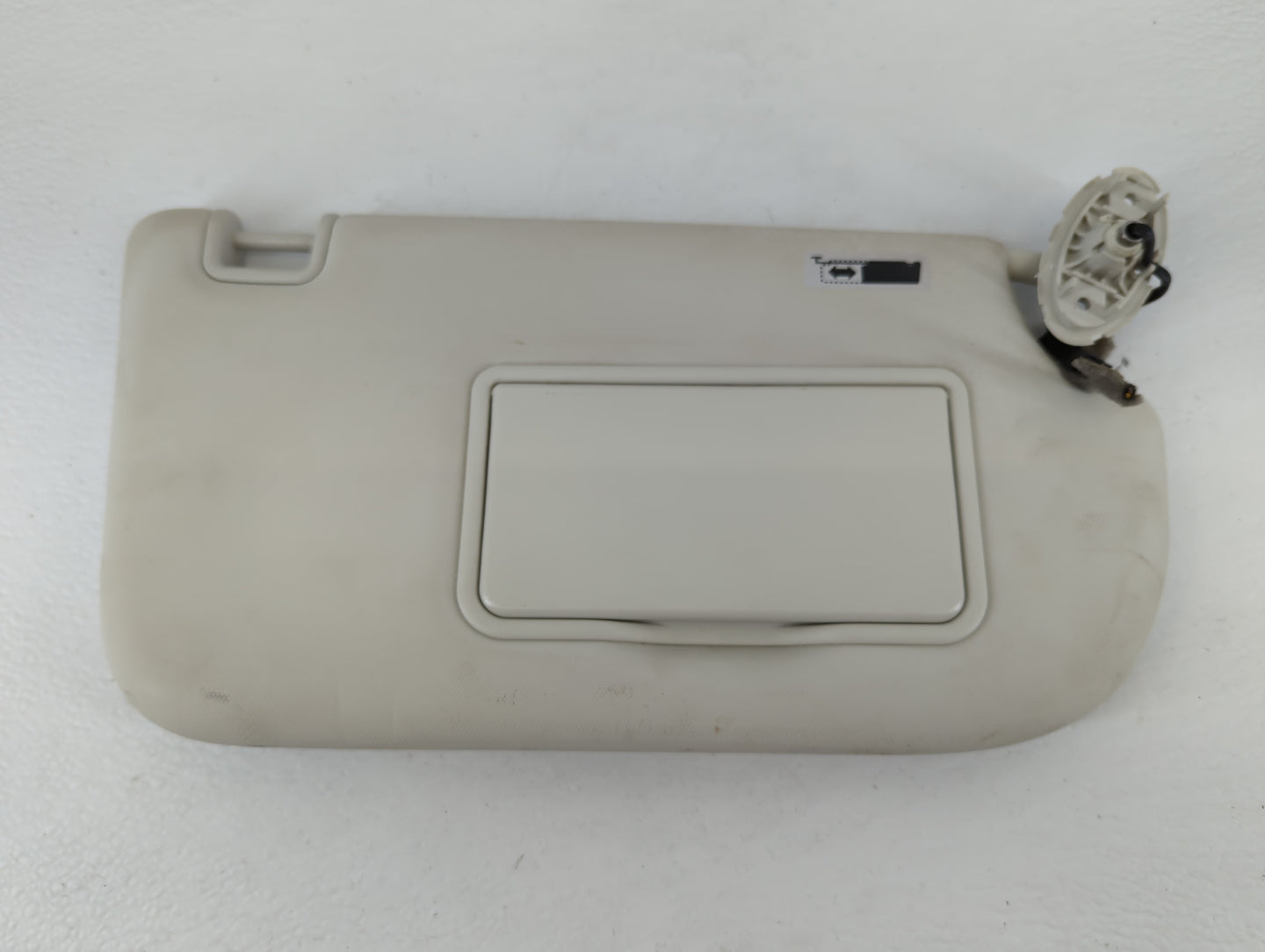 2013-2019 Ford Escape Sun Visor Shade Replacement Passenger Right Mirror Fits Fits 2013 2014 2015 2016 2017 2018 2019 OEM Us