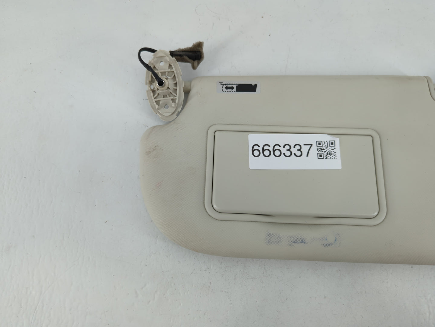2013-2019 Ford Escape Sun Visor Shade Replacement Driver Left Mirror Fits Fits 2013 2014 2015 2016 2017 2018 2019 OEM Used A