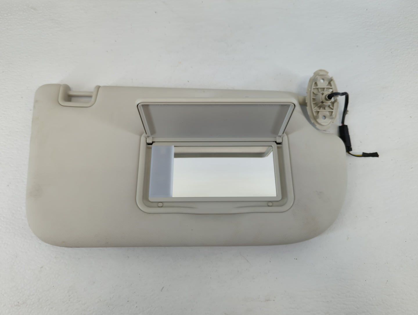 2013-2019 Ford Escape Sun Visor Shade Replacement Passenger Right Mirror Fits Fits 2013 2014 2015 2016 2017 2018 2019 OEM Us