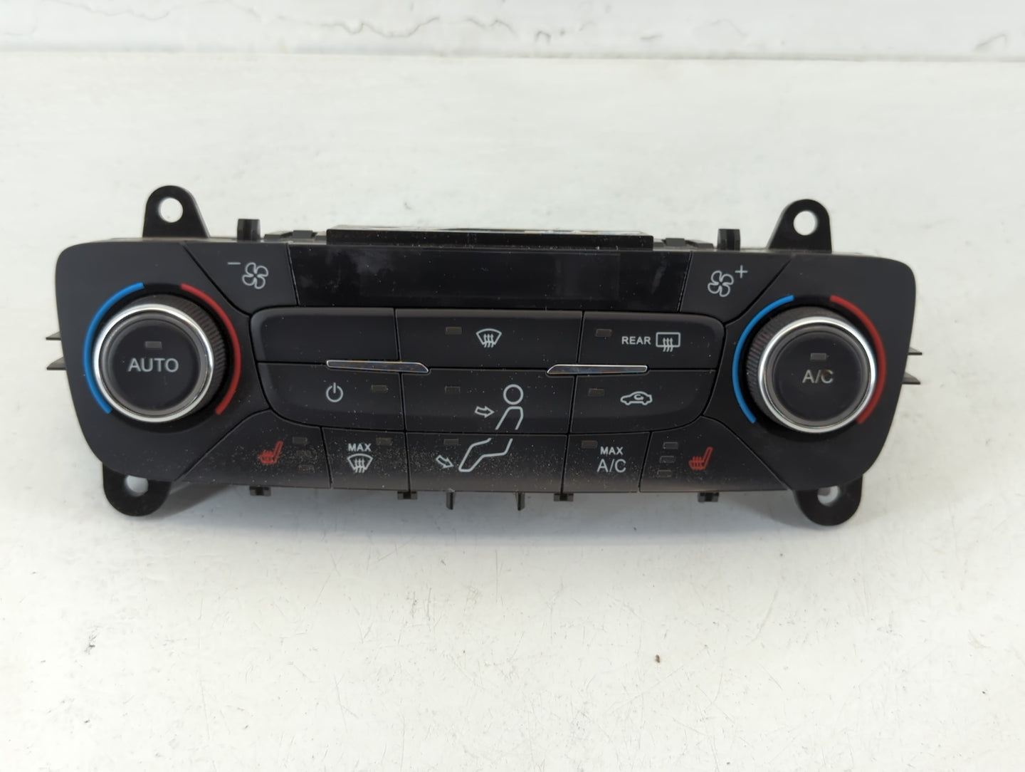 2017 Ford Escape Climate Control Module Temperature AC/Heater Replacement P/N:GJ5T-18C612-FA GJ5T-18C612-CE Fits OEM Used Au