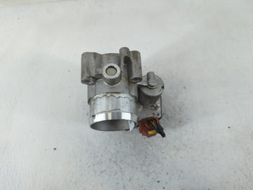 2017-2019 Ford Escape Throttle Body P/N:B16 194 4252 DS7G-9F991-BB Fits Fits 2014 2015 2016 2017 2018 2019 2020 OEM Used Auto Parts