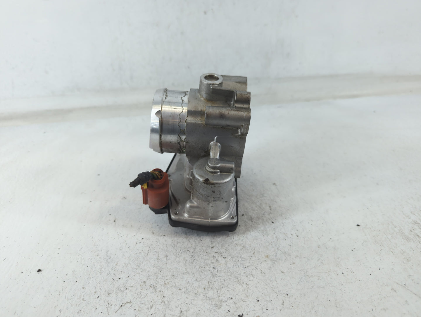 2017-2019 Ford Escape Throttle Body P/N:B16 194 4252 DS7G-9F991-BB Fits Fits 2014 2015 2016 2017 2018 2019 2020 OEM Used Aut