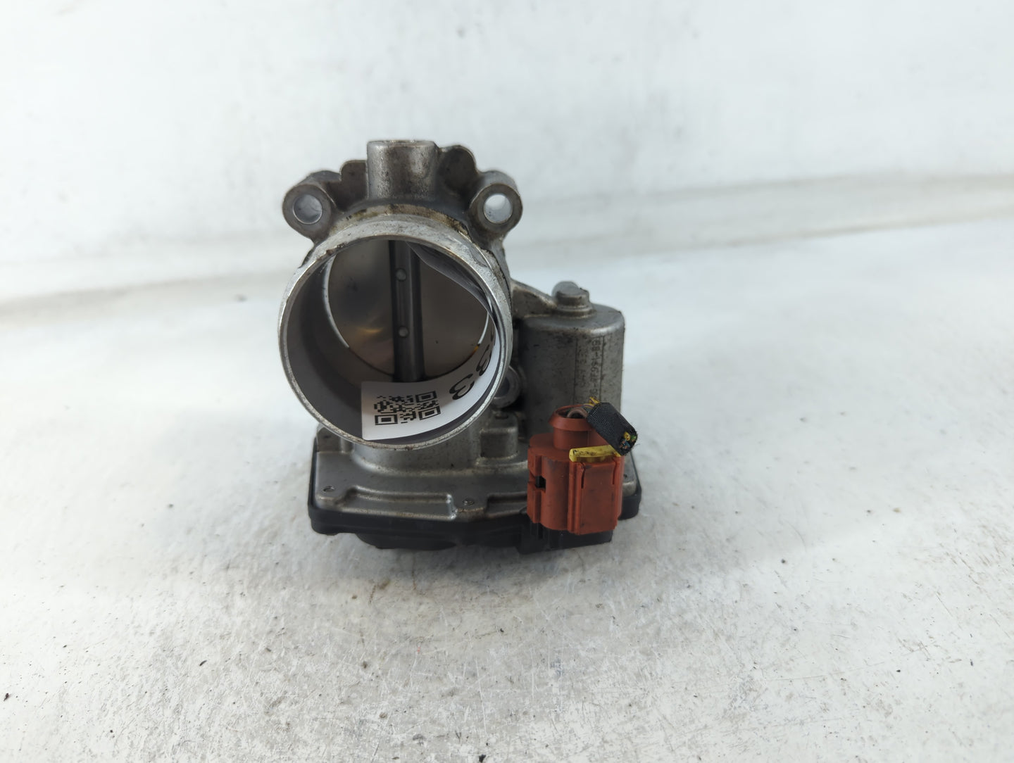 2017-2019 Ford Escape Throttle Body P/N:DS7G-9F991-BB Fits Fits 2014 2015 2016 2017 2018 2019 2020 OEM Used Auto Parts - Oem