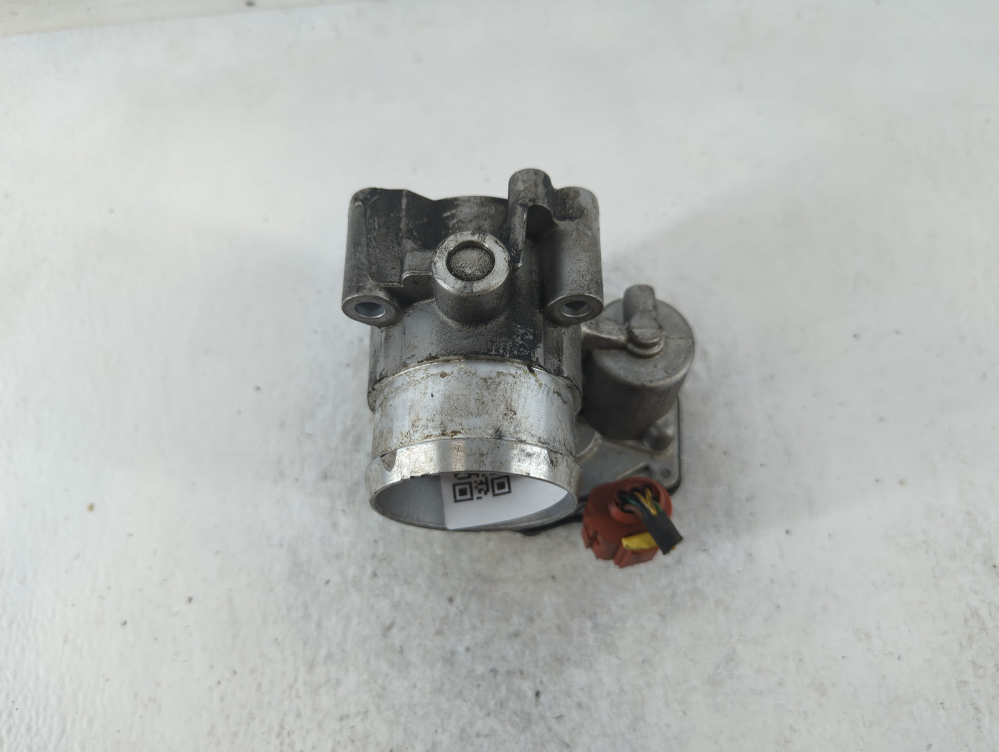 2017-2019 Ford Escape Throttle Body P/N:DS7G-9F991-BB Fits Fits 2014 2015 2016 2017 2018 2019 2020 OEM Used Auto Parts - Oem