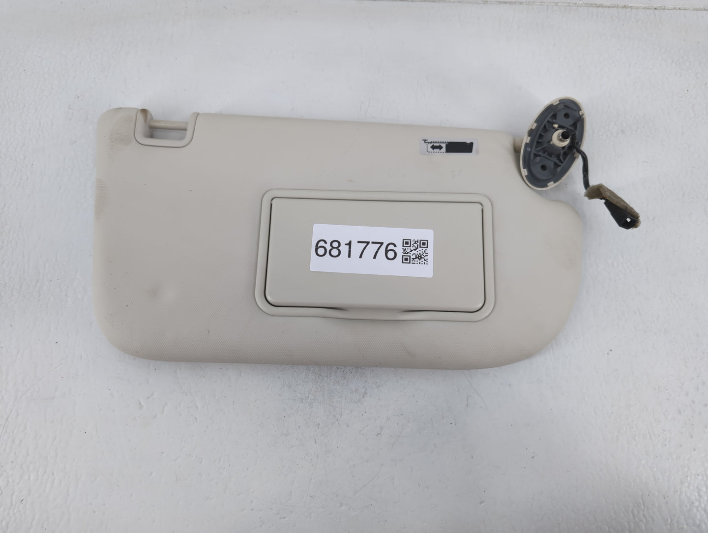 2013-2019 Ford Escape Sun Visor Shade Replacement Passenger Right Mirror Fits Fits 2013 2014 2015 2016 2017 2018 2019 OEM Us