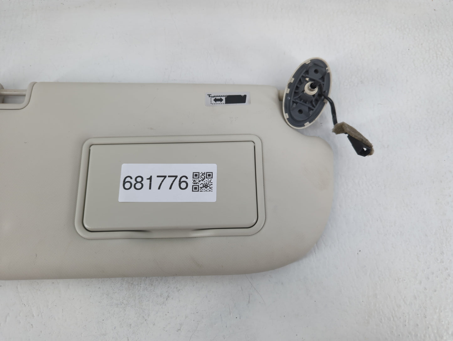 2013-2019 Ford Escape Sun Visor Shade Replacement Passenger Right Mirror Fits Fits 2013 2014 2015 2016 2017 2018 2019 OEM Us