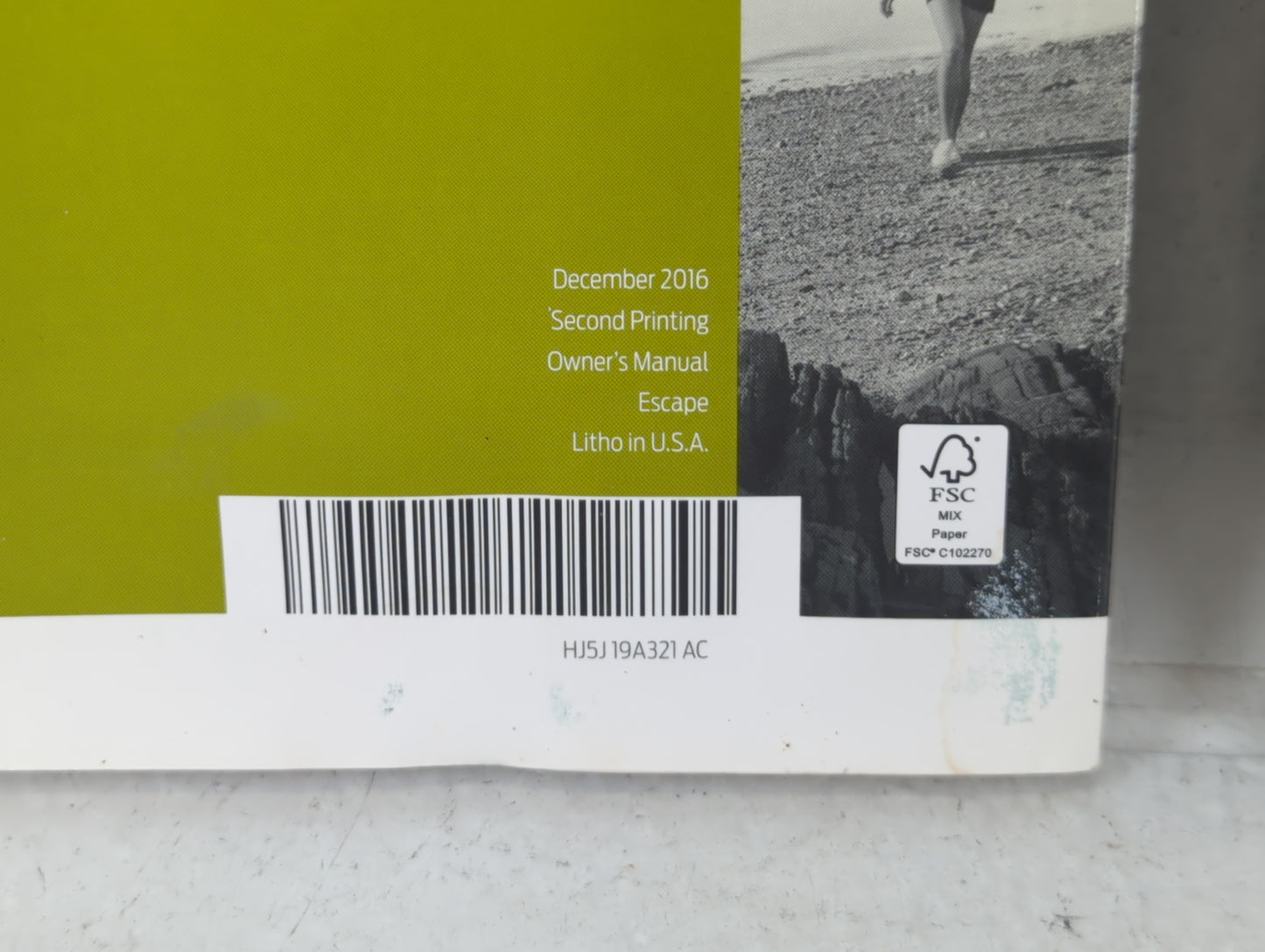 2017 Ford Escape Owners Manual Book Guide P/N:HJ5J 19A321 AC OEM Used Auto Parts - Oemusedautoparts1.com