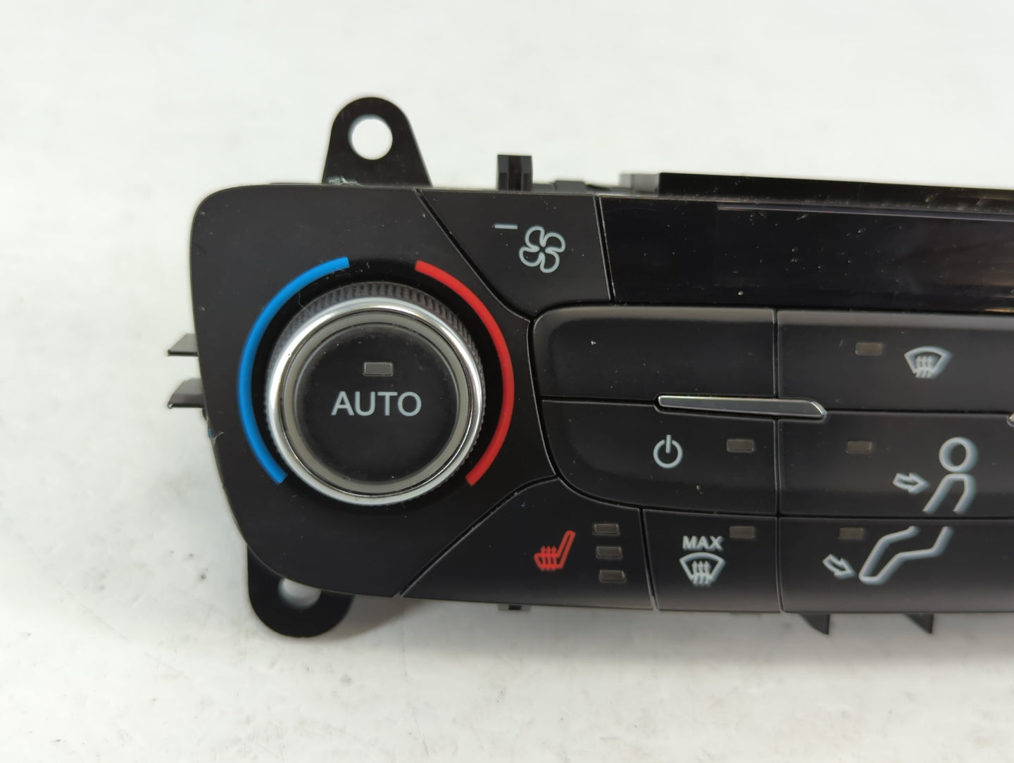 2017 Ford Escape Climate Control Module Temperature AC/Heater Replacement P/N:GJ5T-18C612-CC Fits OEM Used Auto Parts - Oemu