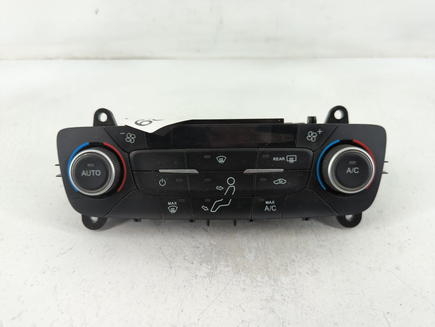 2017 Ford Escape Climate Control Module Temperature AC/Heater Replacement P/N:GJ5T-18C612-EA Fits OEM Used Auto Parts - Oemu
