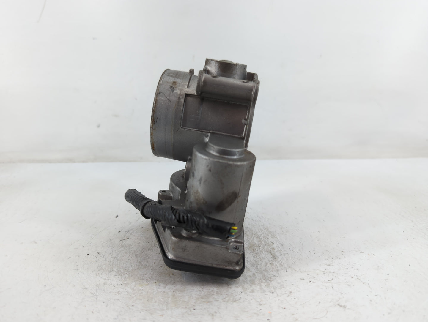 2013-2022 Ford Escape Throttle Body P/N:4A1721B-0045 PBT-GF20+GS20 Fits Fits 2013 2014 2015 2016 2017 2018 2019 2020 2021 20