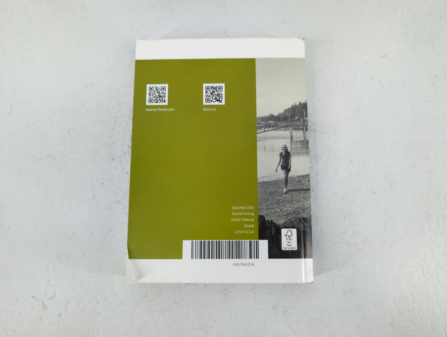 2017 Ford Escape Owners Manual Book Guide P/N:HJ5J 19A321 AC OEM Used Auto Parts - Oemusedautoparts1.com