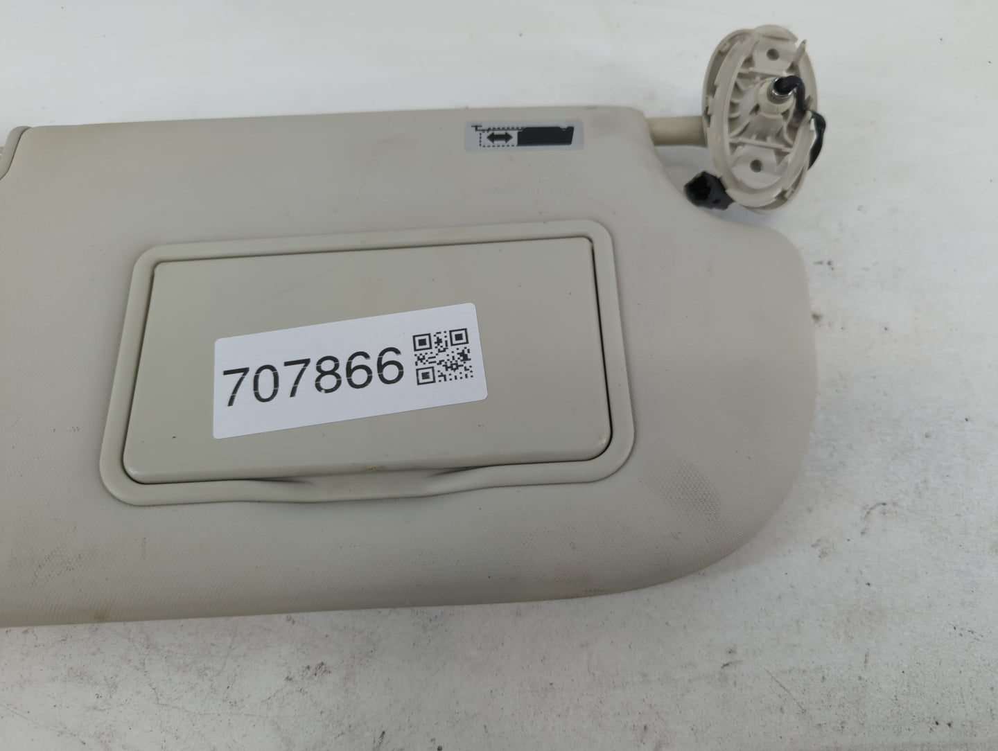 2013-2019 Ford Escape Sun Visor Shade Replacement Passenger Right Mirror Fits Fits 2013 2014 2015 2016 2017 2018 2019 OEM Us