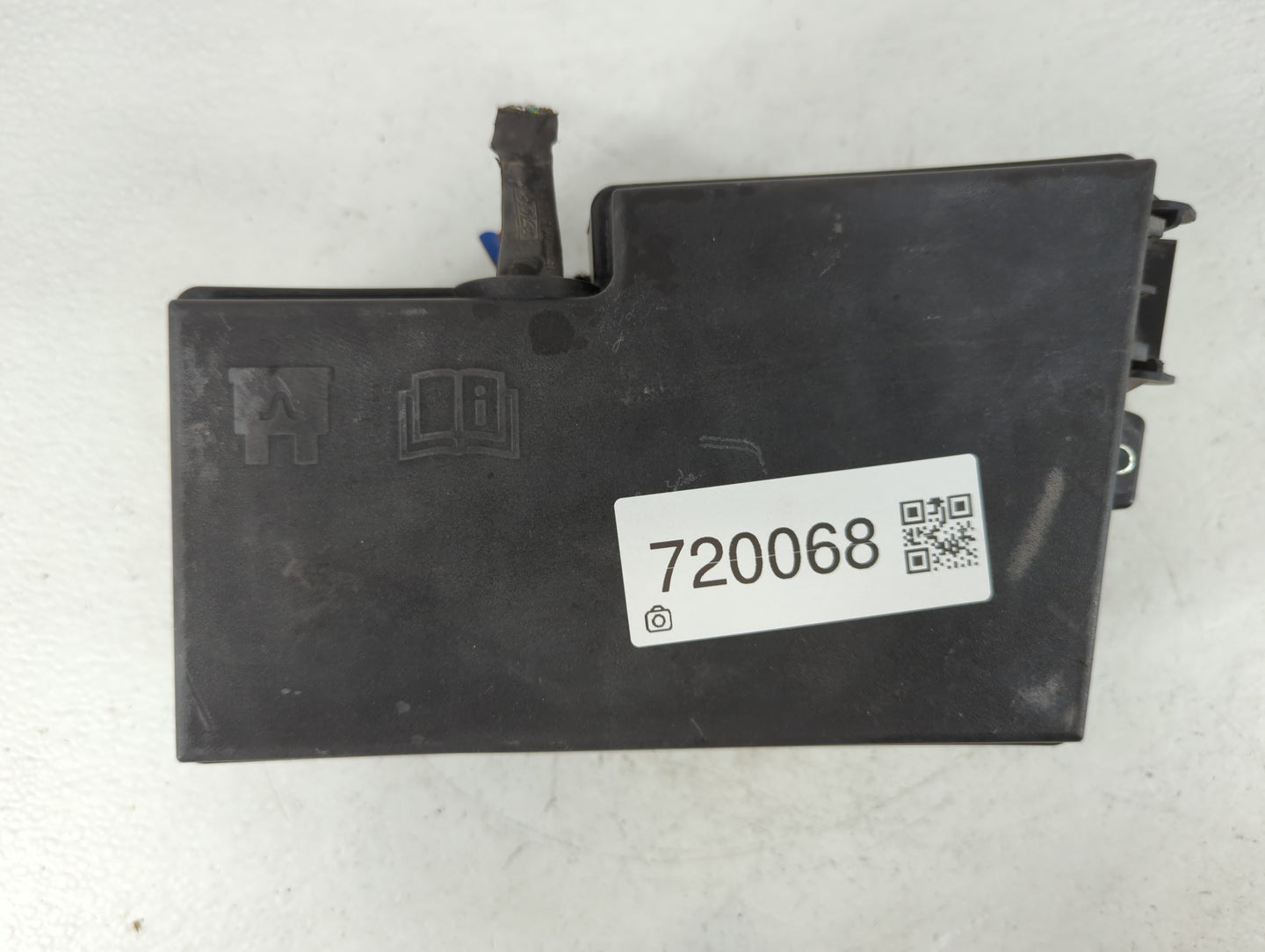 2017 Ford Escape Fusebox Fuse Box Panel Relay Module P/N:AV6T-14A067-AD E02345500 Fits OEM Used Auto Parts - Oemusedautopart