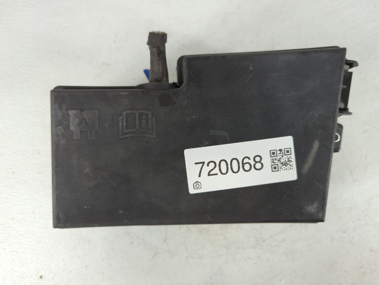 2017 Ford Escape Fusebox Fuse Box Panel Relay Module P/N:AV6T-14A067-AD E02345500 Fits OEM Used Auto Parts - Oemusedautopart