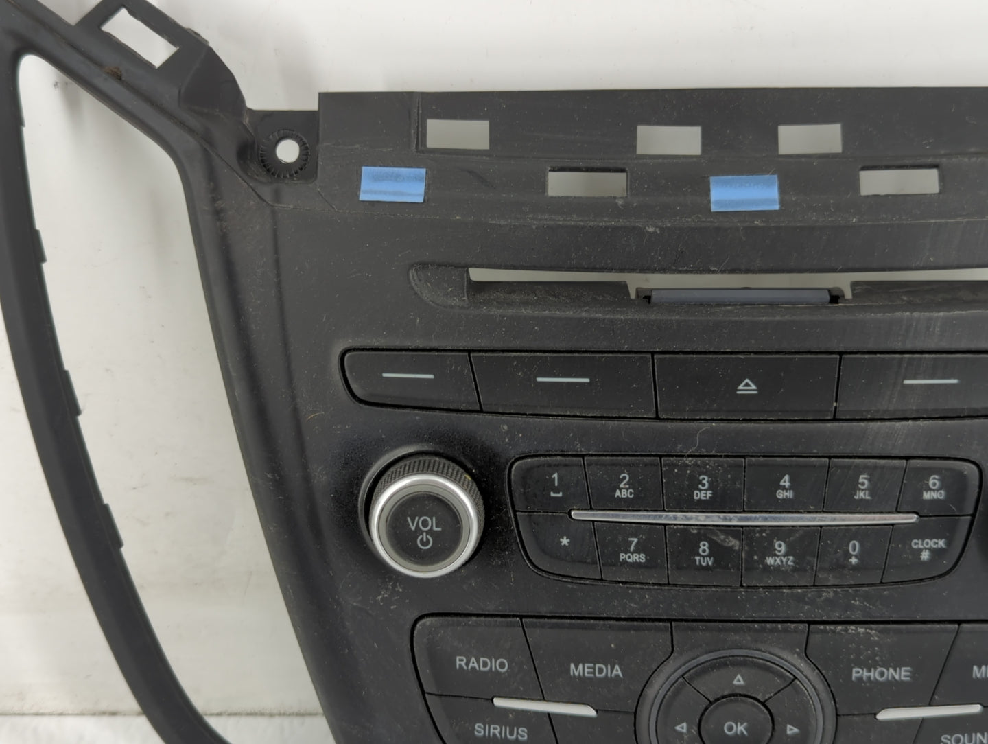 2017-2019 Ford Escape Am Fm Cd Player Radio Receiver - Oemusedautoparts1.com