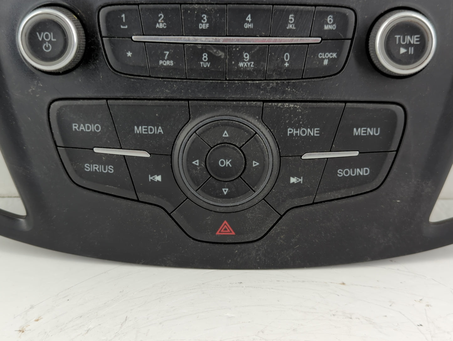 2017-2019 Ford Escape Am Fm Cd Player Radio Receiver - Oemusedautoparts1.com