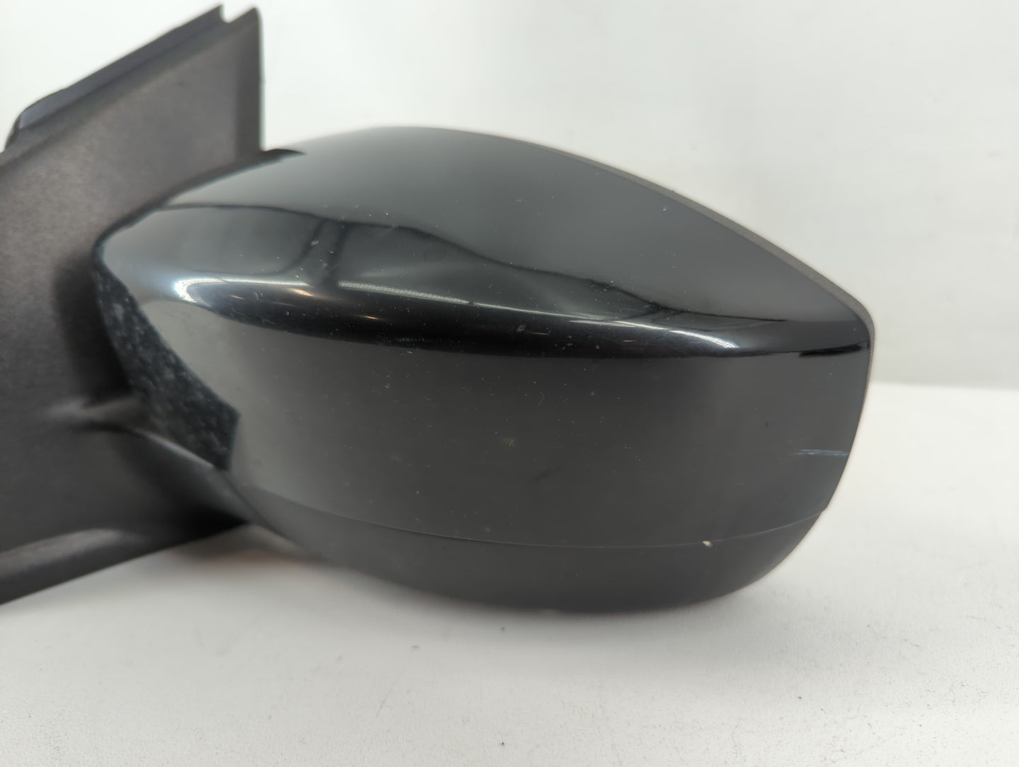 2017-2019 Ford Escape Driver Side View Mirror - Left Door Mirror OEM Used - Oemusedautoparts1.com