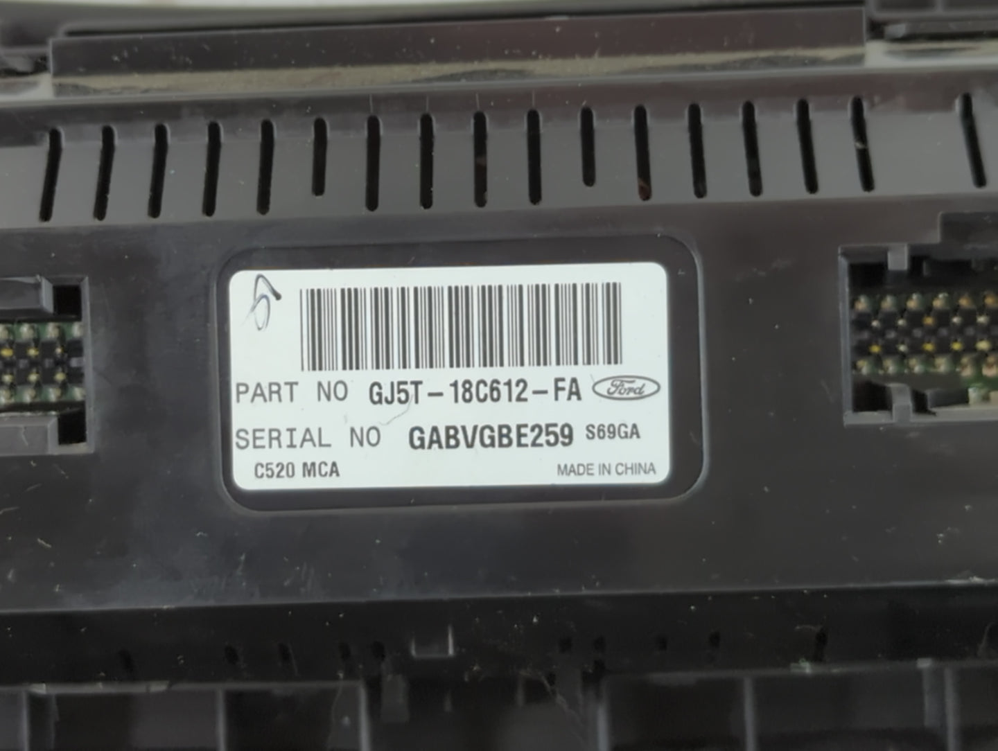 2017 Ford Escape Climate Control Module Temperature AC/Heater Replacement P/N:GJ5T-18C612-FA Fits OEM Used Auto Parts - Oemu