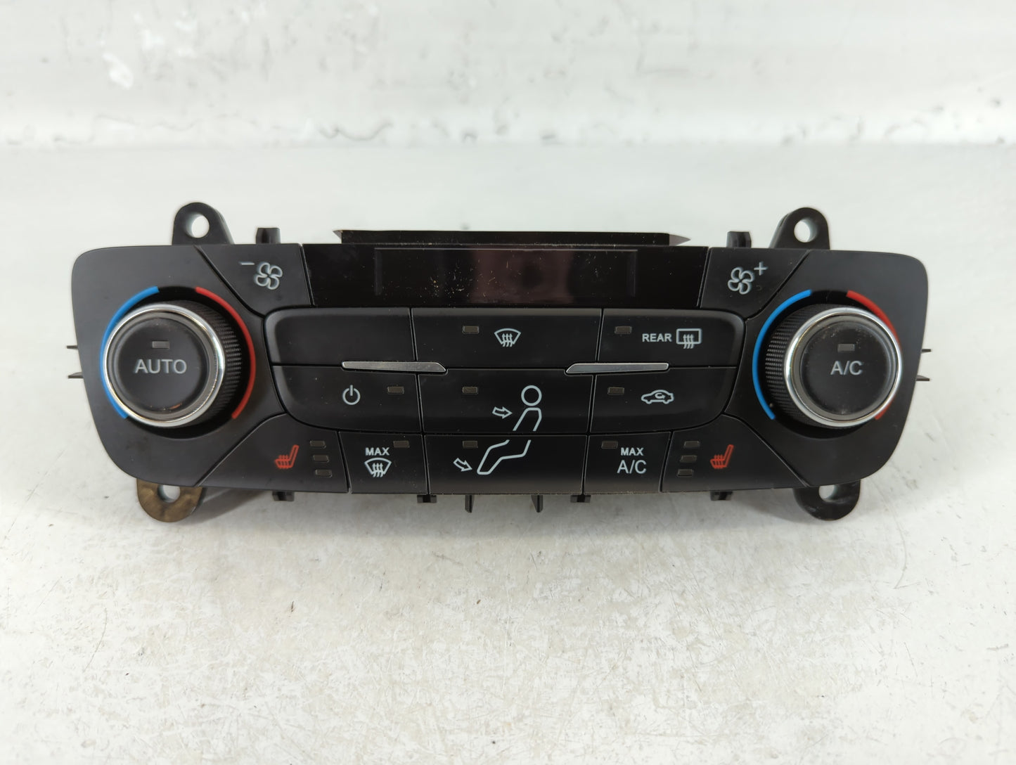2017 Ford Escape Climate Control Module Temperature AC/Heater Replacement P/N:GJ5T-18C612-CE Fits OEM Used Auto Parts - Oemu