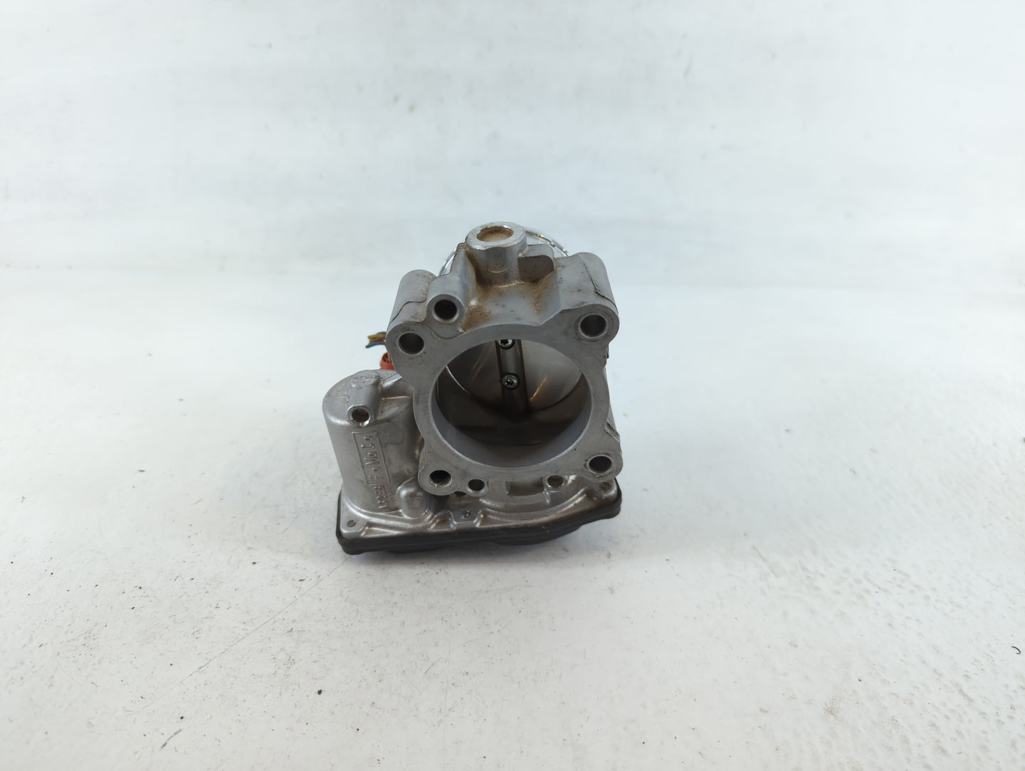 2017-2019 Ford Escape Throttle Body P/N:B16 118 4686 DS7G-9F991-BB Fits Fits 2014 2015 2016 2017 2018 2019 2020 OEM Used Aut