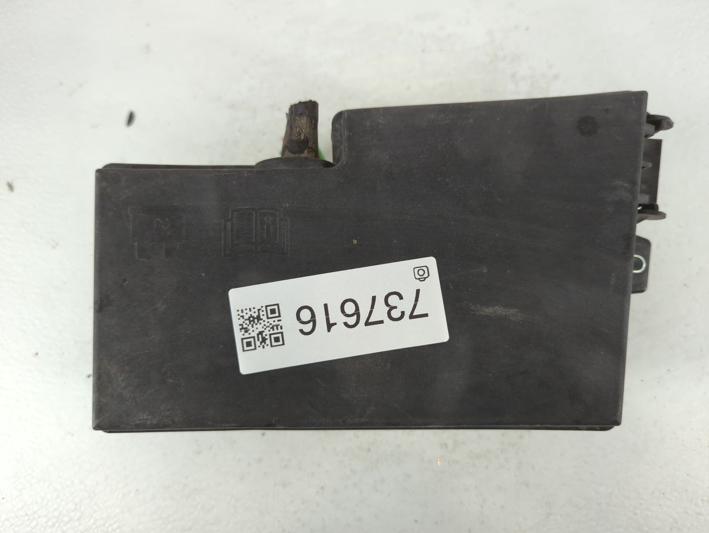 2017 Ford Escape Fusebox Fuse Box Panel Relay Module P/N:AV6T-14A067-AD E02345500 Fits OEM Used Auto Parts - Oemusedautopart