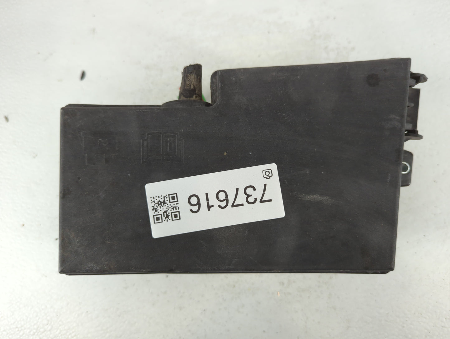 2017 Ford Escape Fusebox Fuse Box Panel Relay Module P/N:AV6T-14A067-AD E02345500 Fits OEM Used Auto Parts - Oemusedautopart