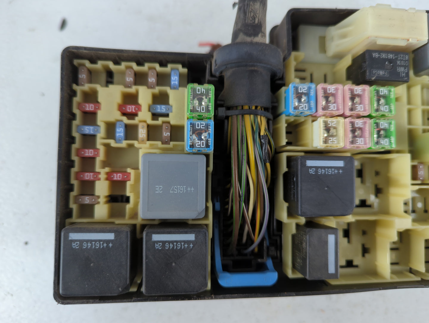 2017 Ford Escape Fusebox Fuse Box Panel Relay Module P/N:AV6T-14A067-AD E02345500 Fits OEM Used Auto Parts - Oemusedautopart