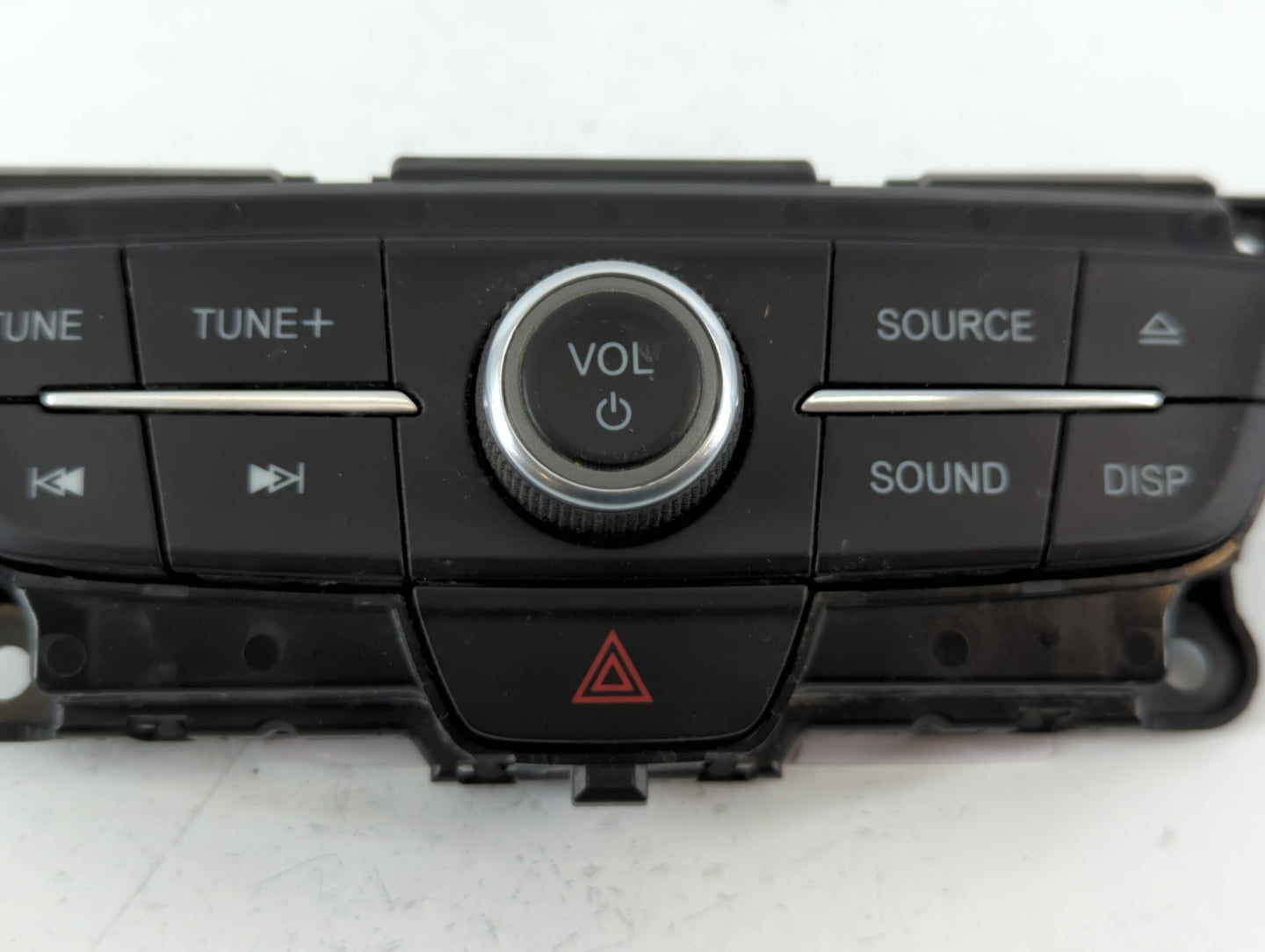 Ford Escape Am Fm Cd Player Radio Receiver - Oemusedautoparts1.com